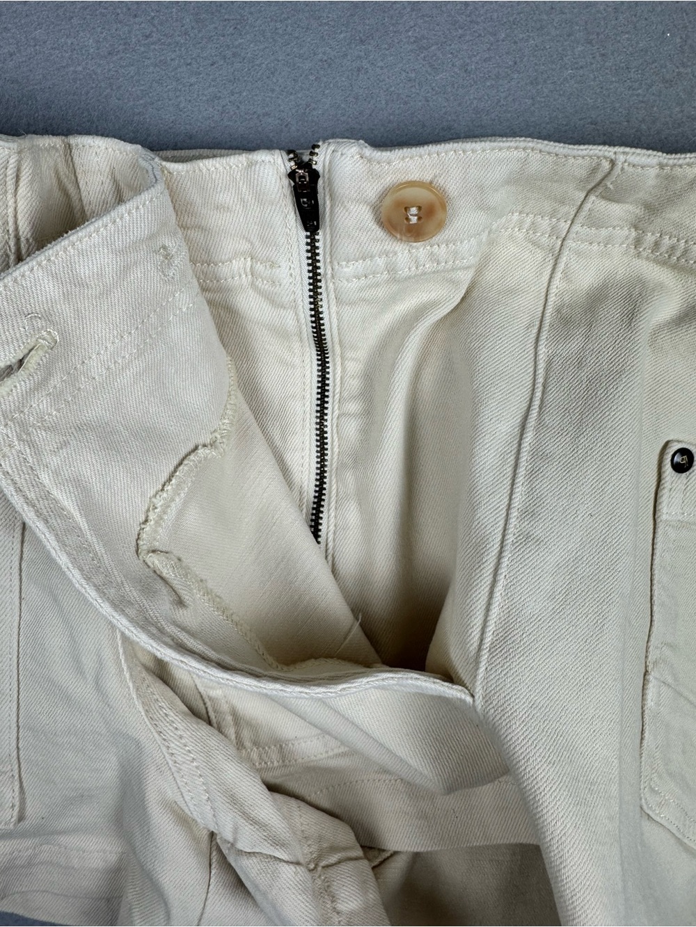 Pilcro Anthropologie The Kit High-Rise Utility Shorts In Creme Size 29 - Picture 5 of 6